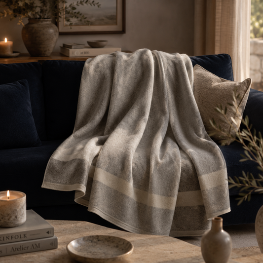 Wrap me up // 100% Wool Blanket